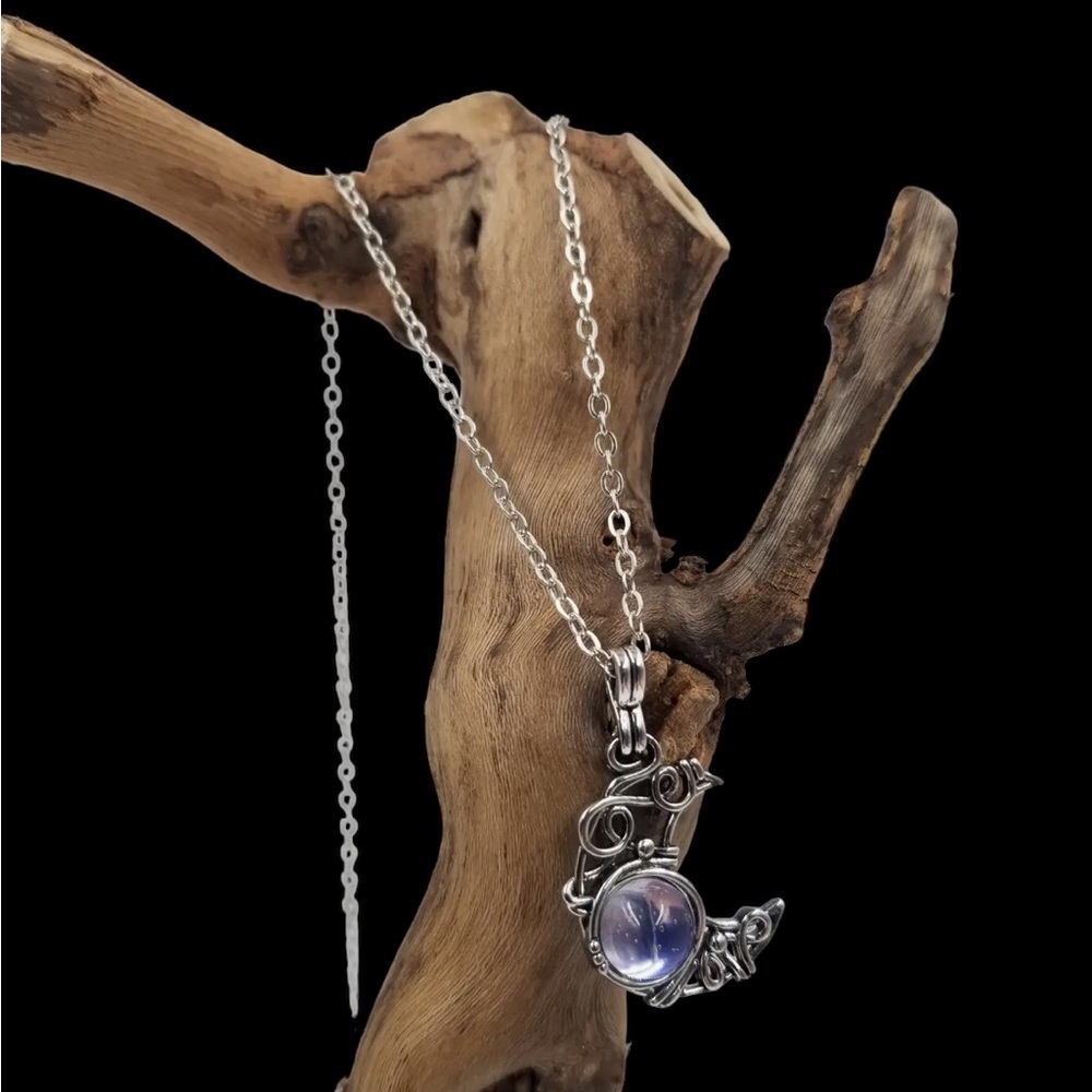 Vintage Moon Night Necklace.